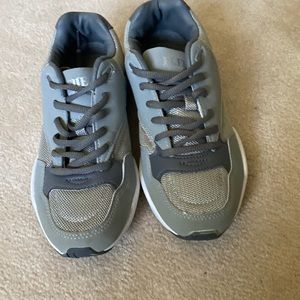 NWOT Eleven by Venus Williams Gray Tennis Shoes